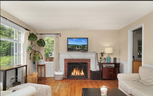 Building Photo - 9521 12th Ave NW