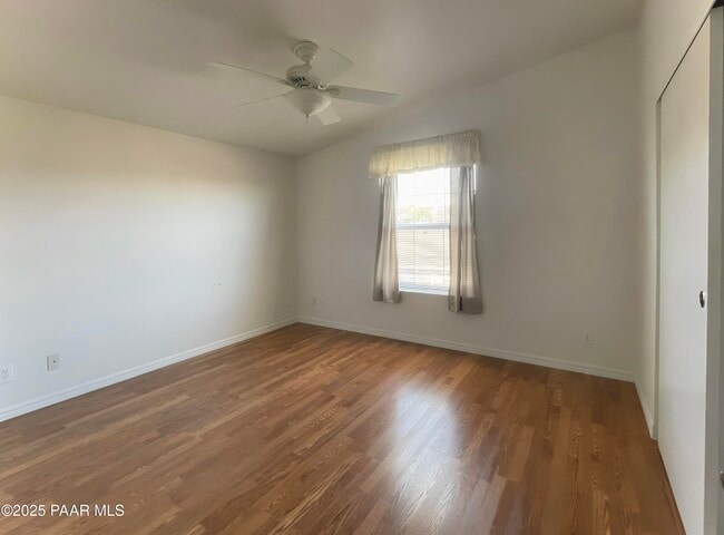 Building Photo - 1124 Louie St