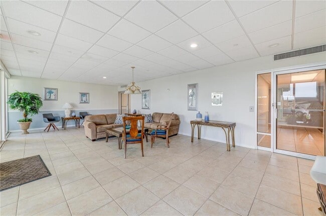 Building Photo - 400 64th Ave