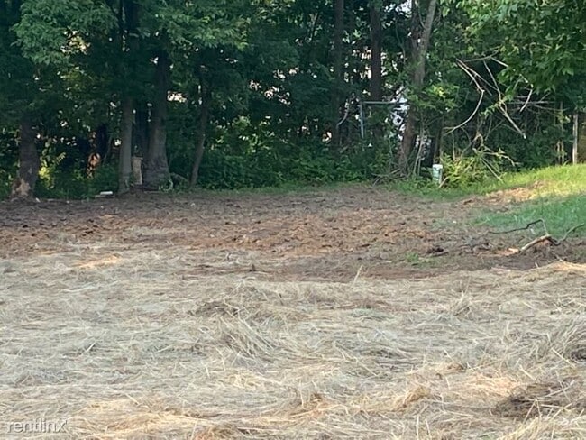 Building Photo - 2 br, 1 bath House - 2034 Pearl Dr