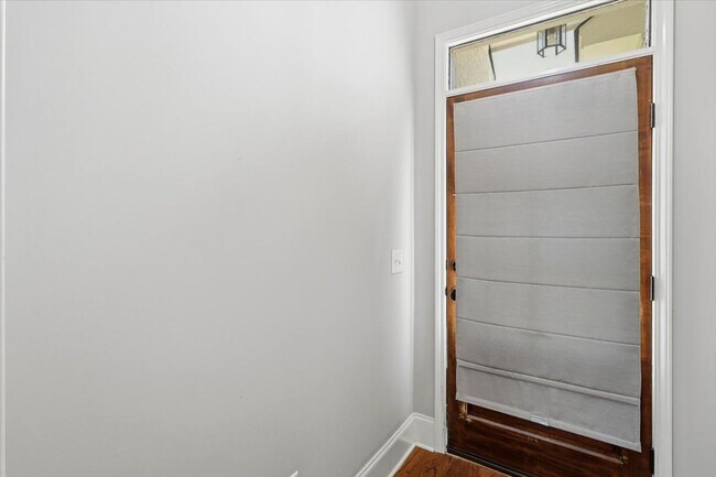 Building Photo - Charming Brandon Home for Rent