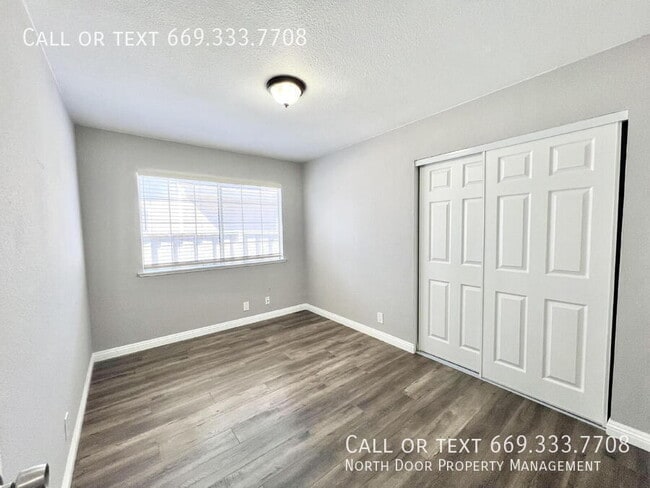 Building Photo - 3197 Bourgeois Way