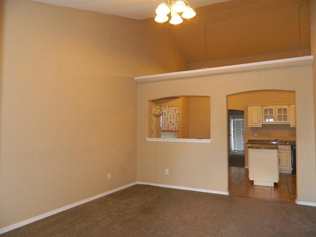 Building Photo - 3268 Tierra Mision Dr