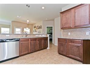 Building Photo - 9613 Sleepy Hollow Dr
