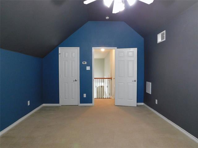 Building Photo - 1104 Hayden Ln