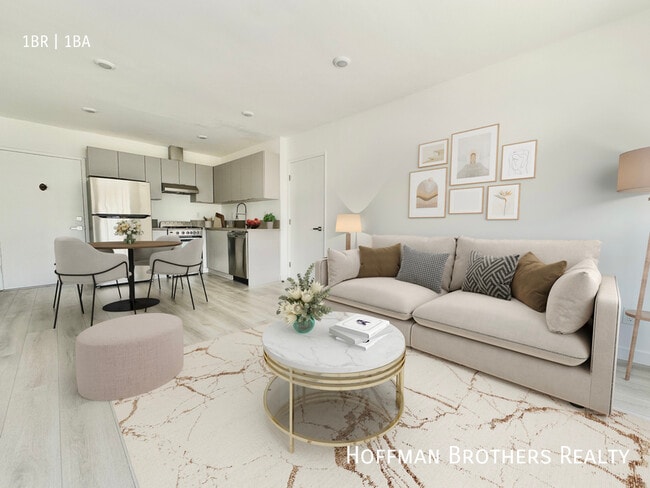 Building Photo - 318 S Mariposa Ave