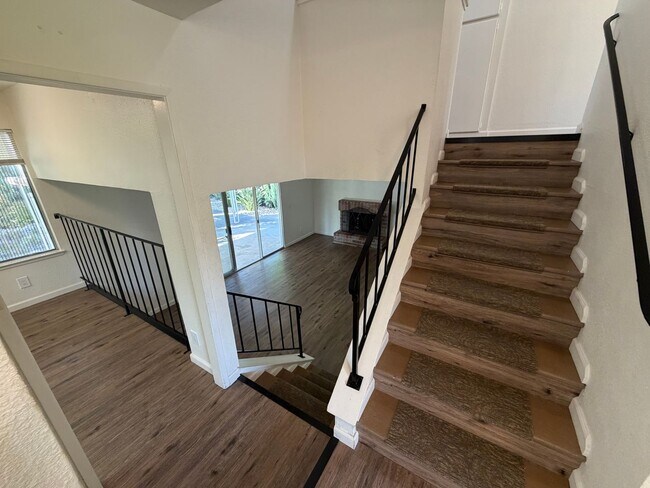 Building Photo - 3212 Korovo Ct