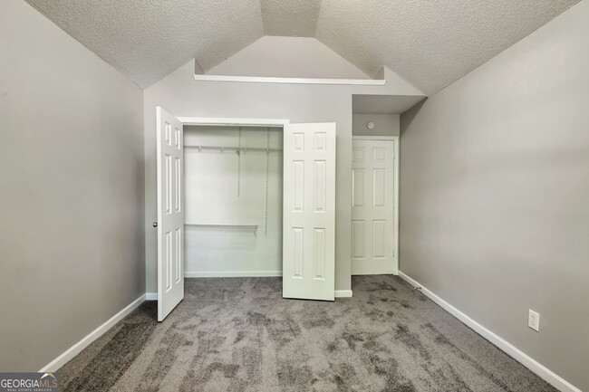 Building Photo - 10744 Misty Meadows Ct