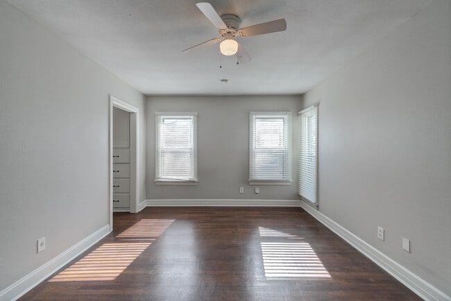 Building Photo - 2506 24th St