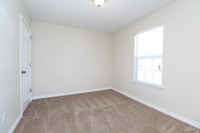 Building Photo - 2013 Marquesas Ln