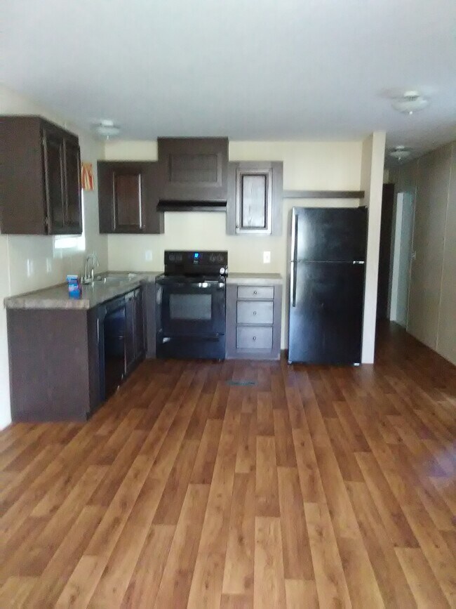 Building Photo - 7101 Lillian Hwy