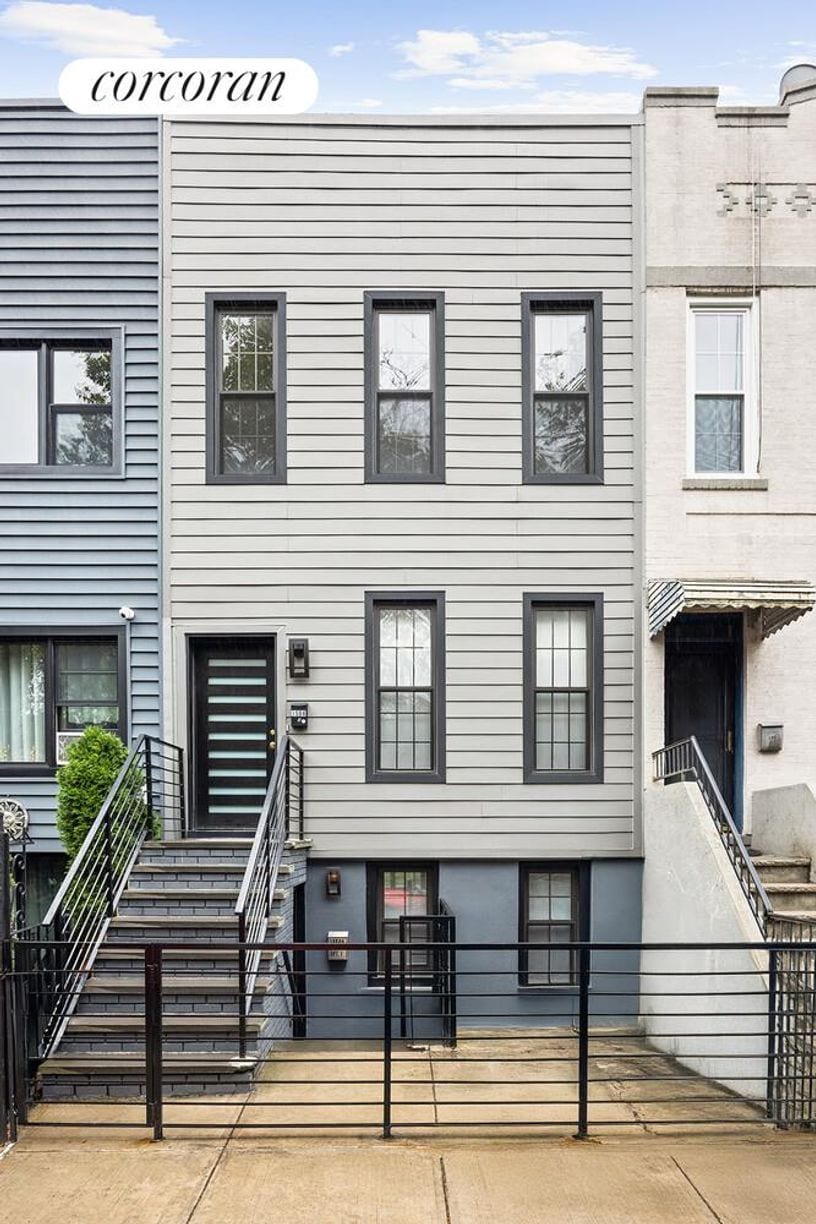 Building Photo - 150A 30th St