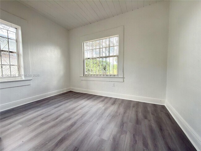 Building Photo - 5720 NW 23rd Ave