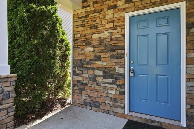 Building Photo - 4332 Burchard Dr