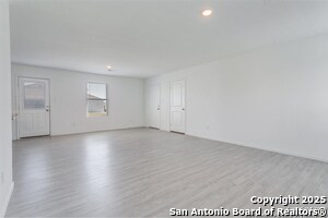 Building Photo - 12835 Chinali Spgs