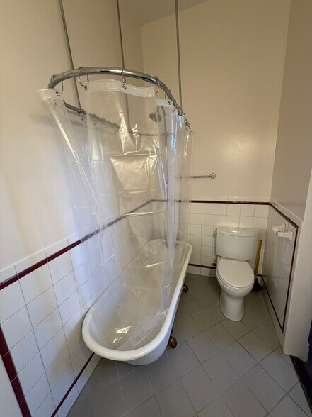 Building Photo - 3342 22nd St