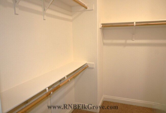 Building Photo - 6917 Riqueza Ct