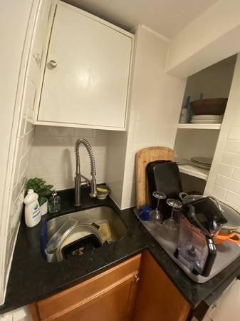 Building Photo - 16 Claremon St