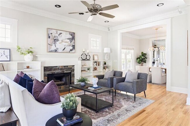 Building Photo - 428 S Howard St SE