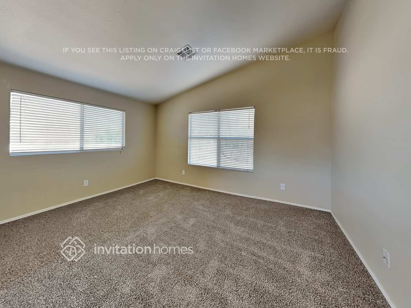 Building Photo - 12740 W Holly St