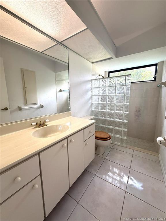 Building Photo - 1998 NE Ginger Terrace