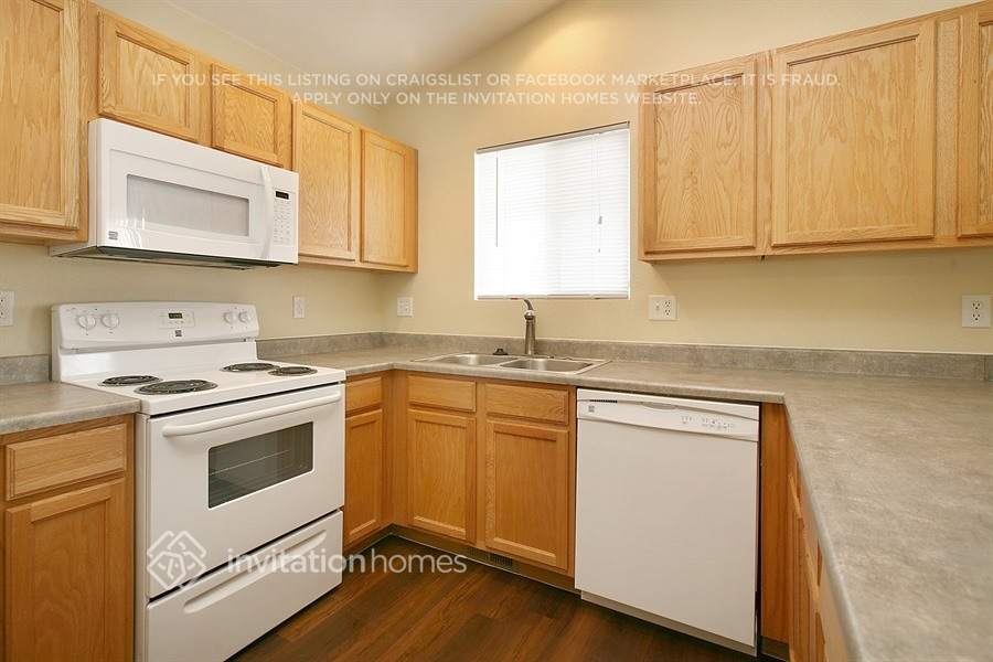 Building Photo - 7787 Barn Owl Dr