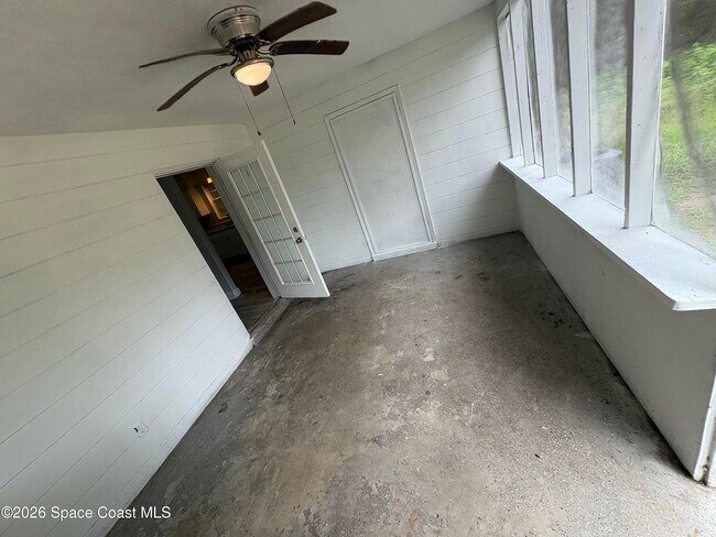 Building Photo - 20822 SW Marine Blvd