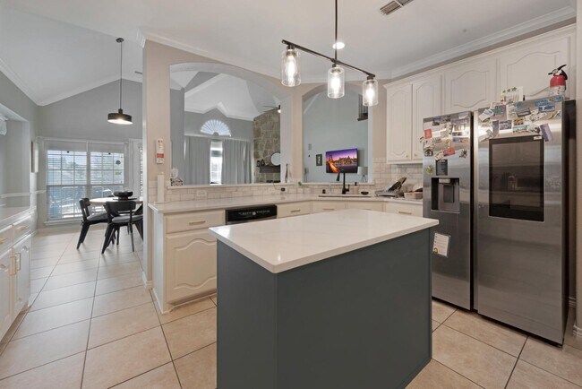 Building Photo - 4816 King Harbor Ct