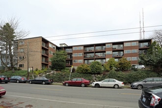 Building Photo - Arllis Arms Apartments