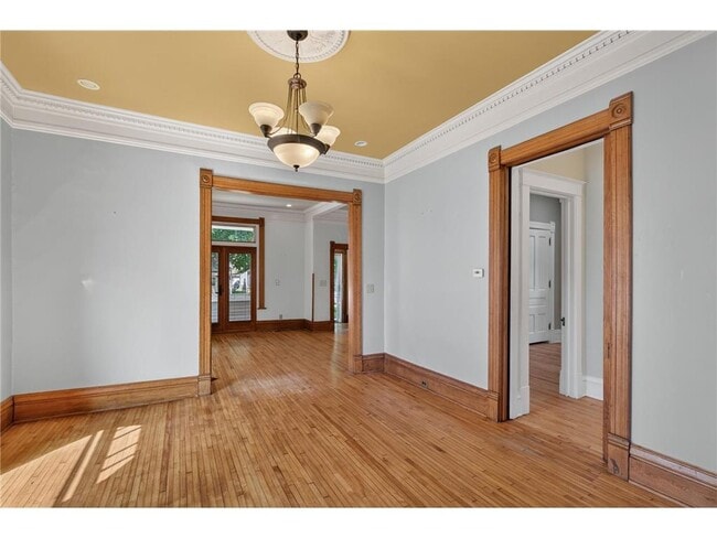 Building Photo - 2735 Emerson Ave S