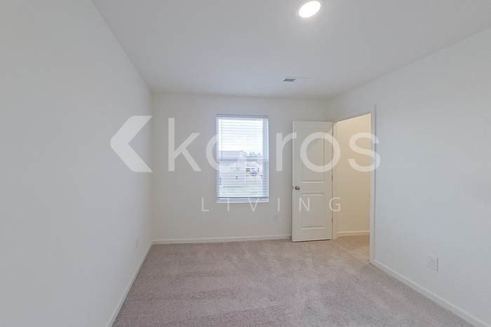 Building Photo - 7005 Peppermill Way