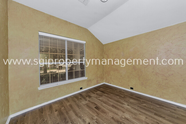 Building Photo - Split bedroom floorplan,  Keller ISD