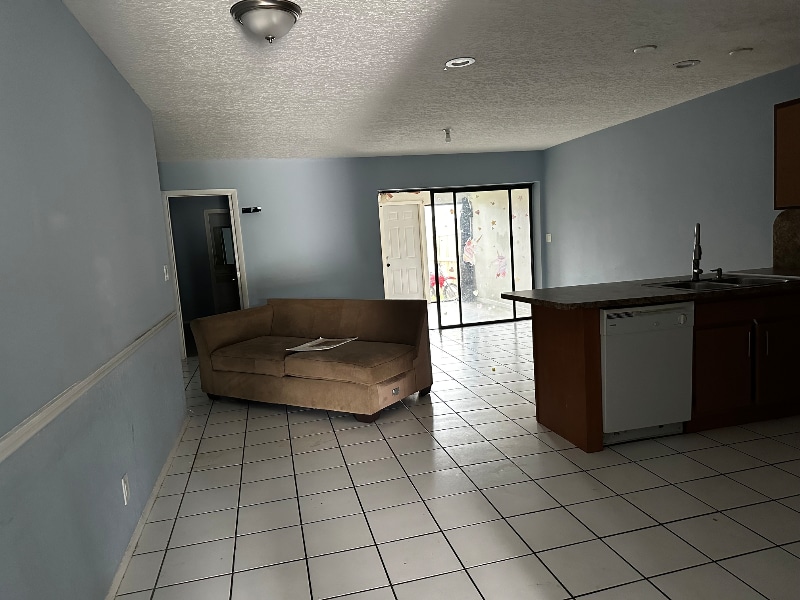 Building Photo - 3259 NW 118th Ln