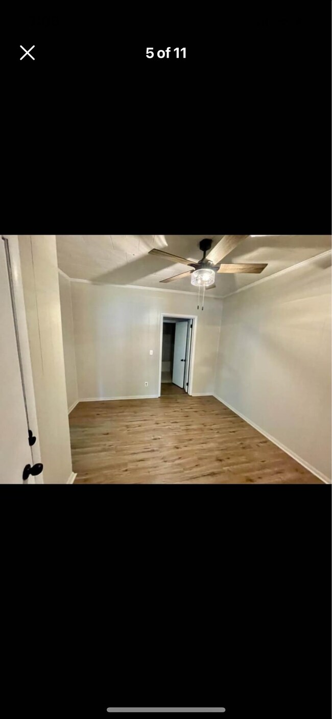 Building Photo - 1702 Bunch St