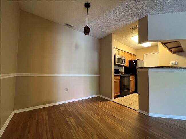 Building Photo - Charming 1-Bedroom apartment in Altamonte ...