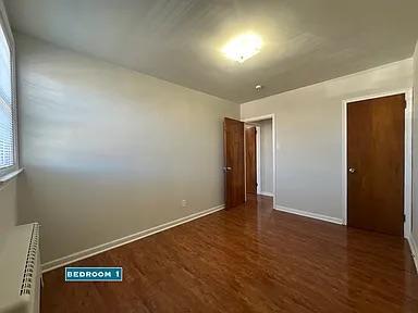 Building Photo - 6536 Crescentville Rd