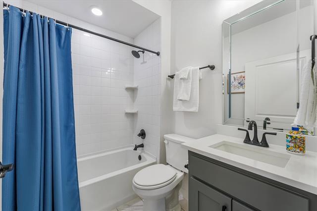 Building Photo - 2833 Applewood Wy