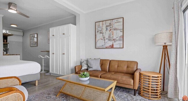 Building Photo - 460 Abalone Ct