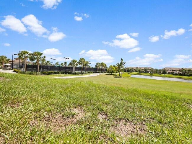 Building Photo - 17118 Vardon Ter