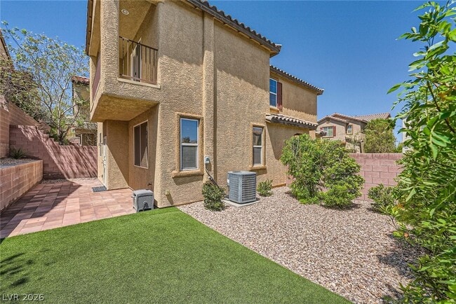 Building Photo - 3811 Total Eclipse St