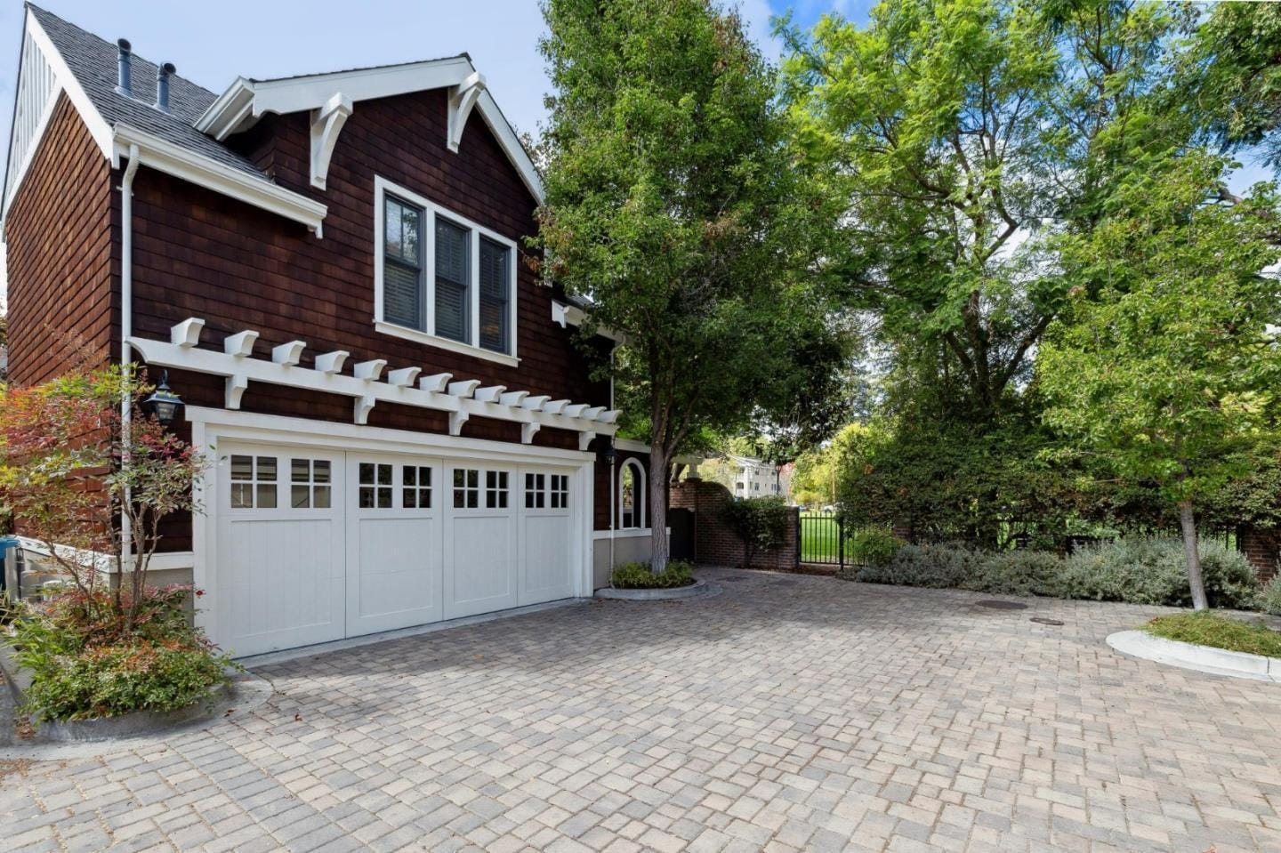 Building Photo - 367 Channing Ave