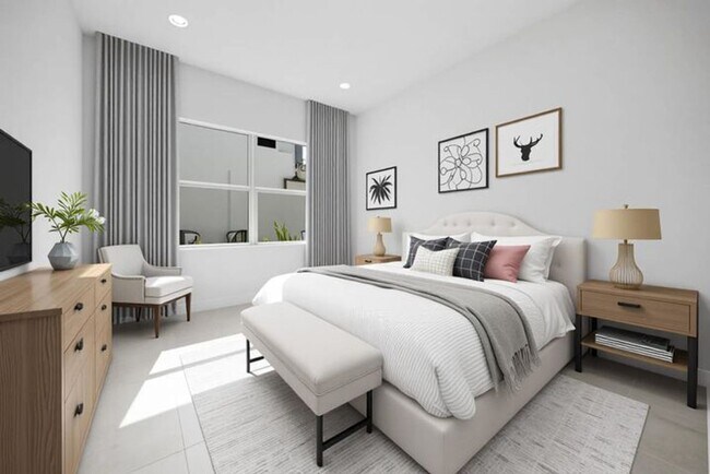 Building Photo - 15144 Wildwood Cir