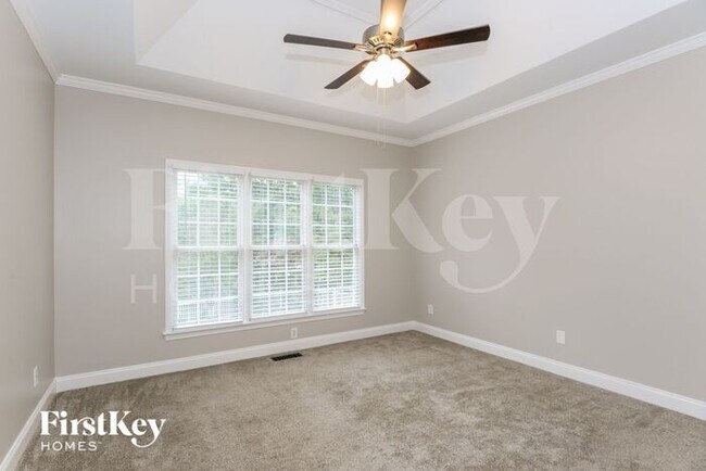 Building Photo - 209 Bennington Dr