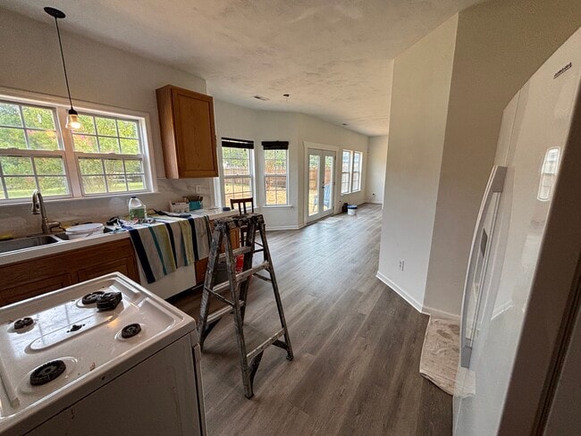 Building Photo - 2437 Annie Cir