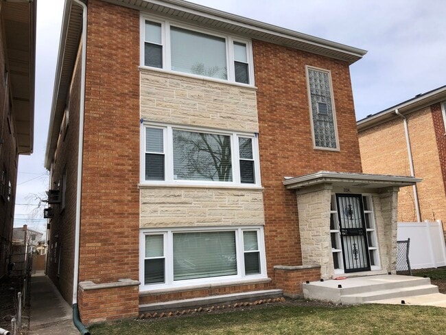 Building Photo - 1104 Rice Ave