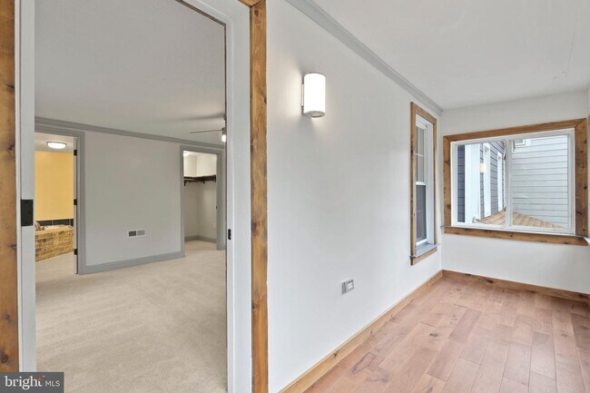 Building Photo - 3502 Buena Vista Ave