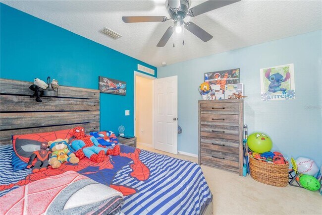 Building Photo - 525 Ridges Dr