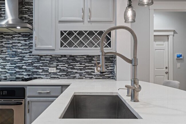 Building Photo - 5362 Chatas Ln