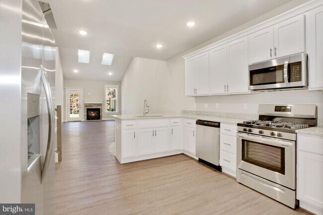 Building Photo - 5625 Finley Rose Ct