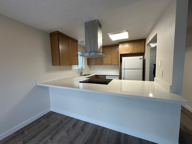 Building Photo - 9620 NE 188th St